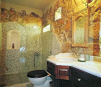 Konukevi Antik Zeytin Hotel & Art Göltürkbükü