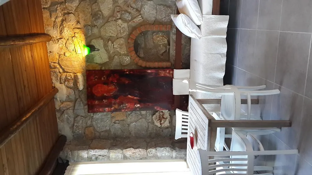 Antik Zeytin Hotel & Art 古托克布库