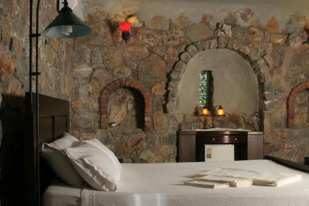 招待所 Antik Zeytin Hotel & Art 古托克布库